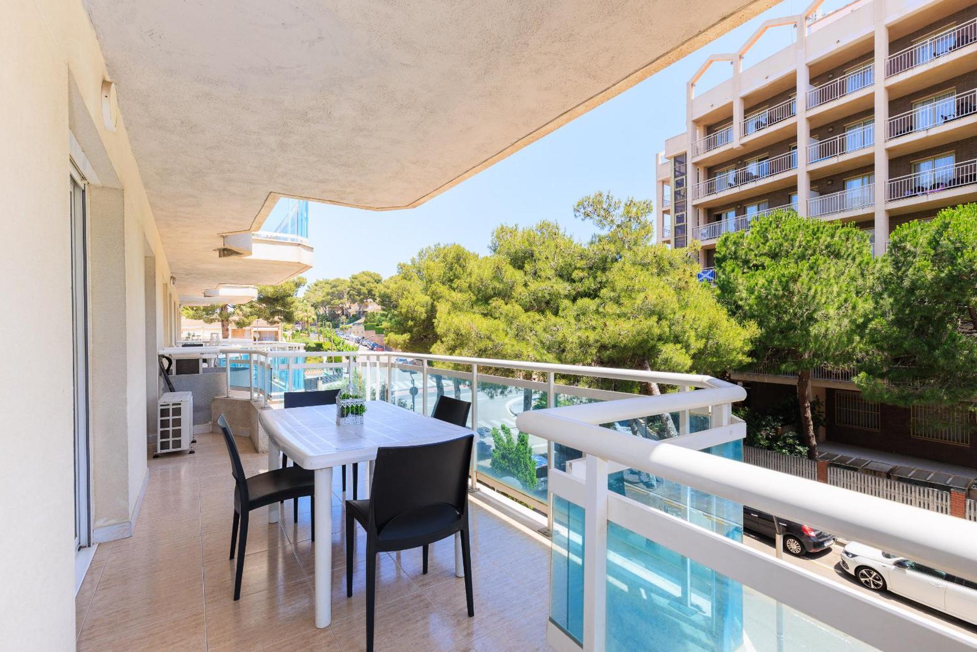 Rentalmar Families Larimar Salou Exteriör bild