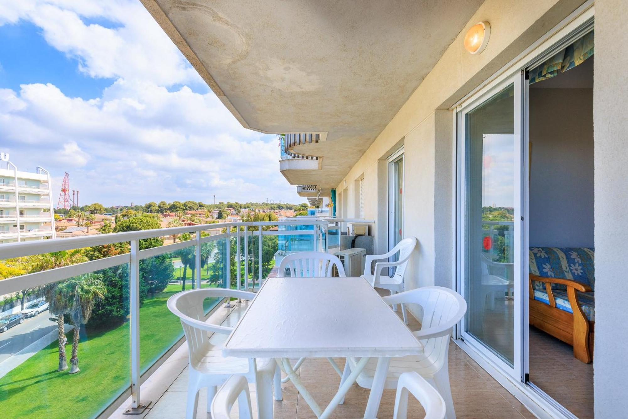 Rentalmar Families Larimar Salou Exteriör bild