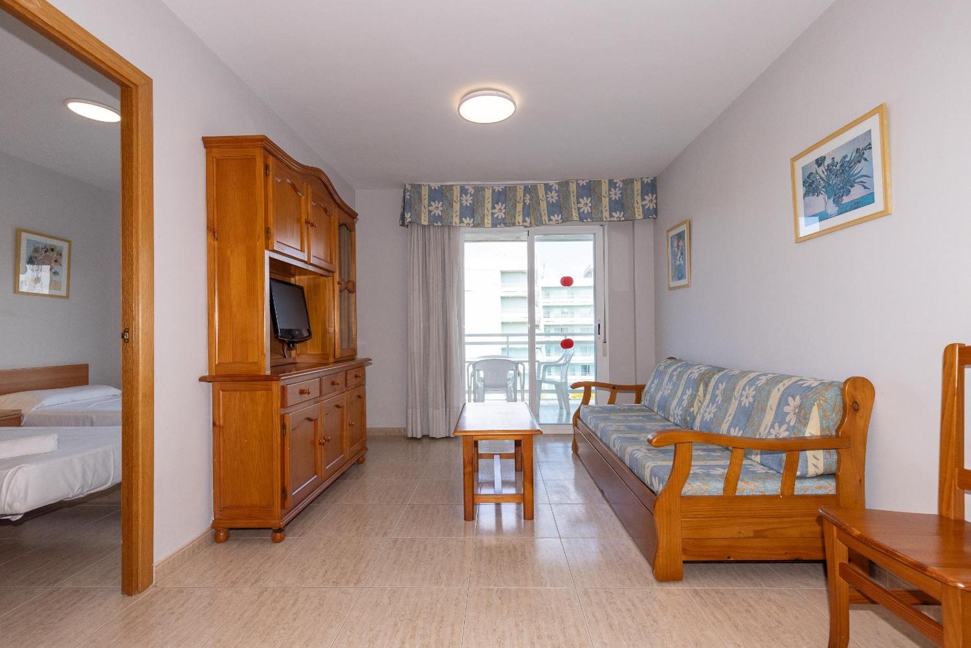 Rentalmar Families Larimar Salou Exteriör bild