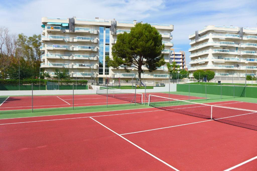 Rentalmar Families Larimar Salou Exteriör bild