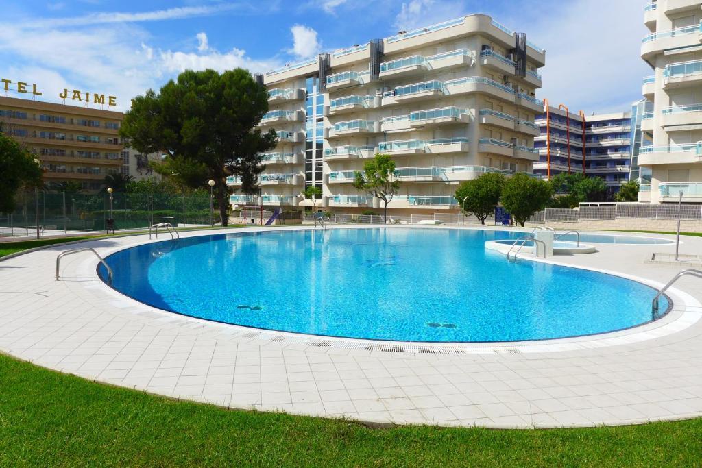 Rentalmar Families Larimar Salou Exteriör bild