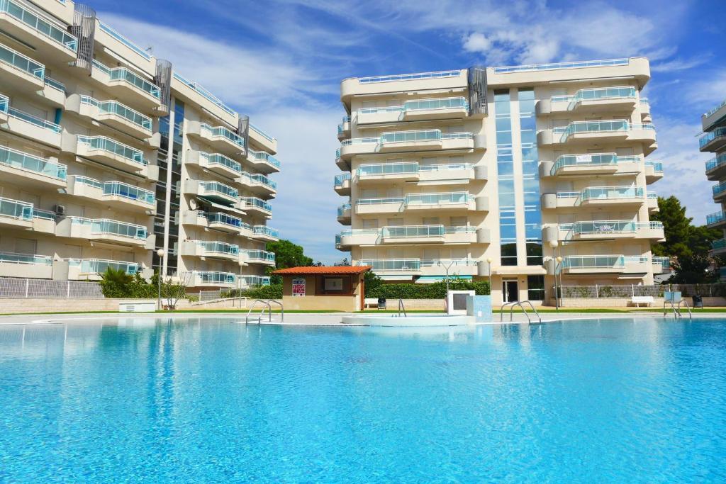 Rentalmar Families Larimar Salou Exteriör bild